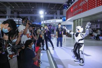 搶先特斯拉，國產人形機器人量產，真的要來了？