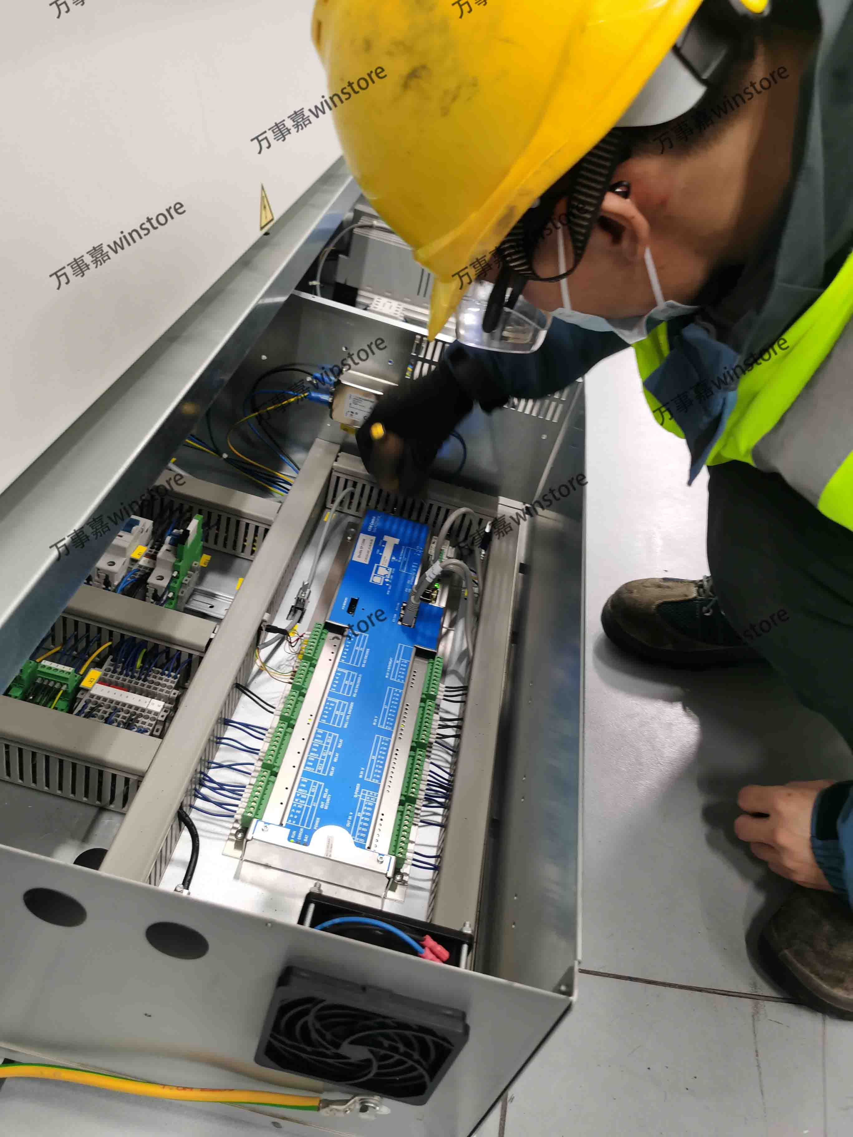 卡迪斯、亨奈爾自動貨柜維修保養移機